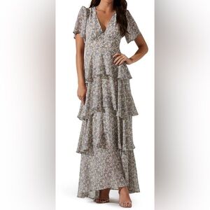 NWT ASTR the Label Tayla Tiered Dress Cream Blue Ditsy Floral Print Sz S Ruffle